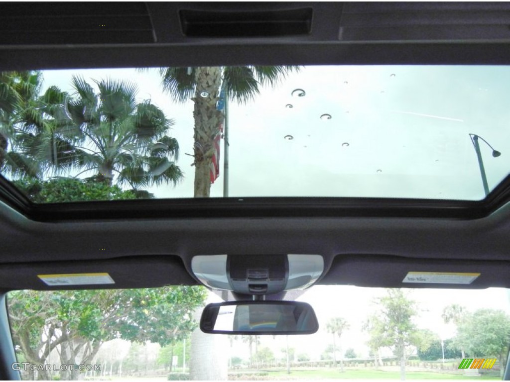 2010 Mercedes-Benz C 300 Sport Sunroof Photos