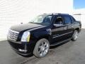 Front 3/4 View of 2013 Escalade EXT Luxury AWD