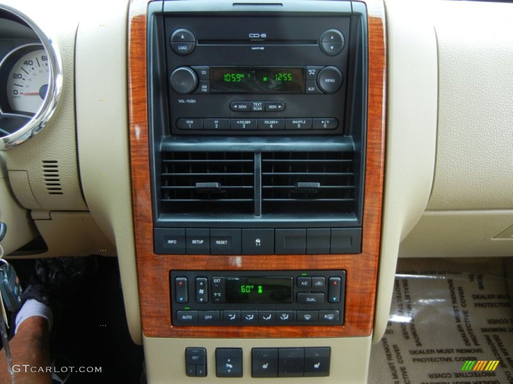 2007 Ford Explorer Eddie Bauer Controls Photo #78660611