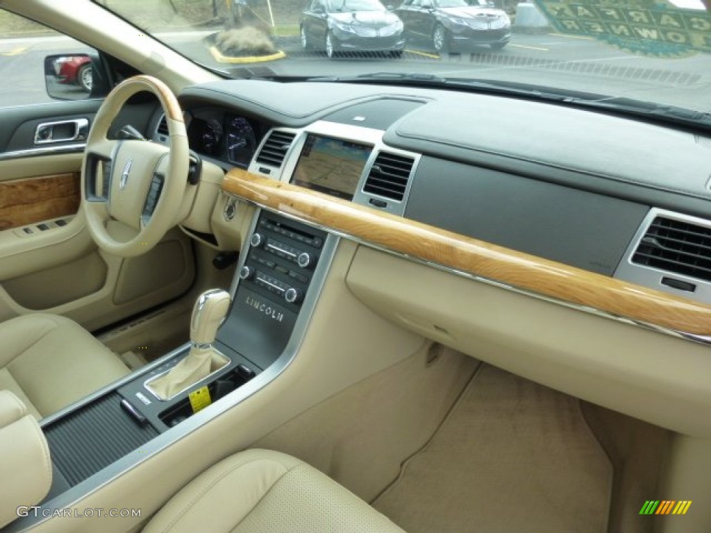 2011 Lincoln MKS FWD Dashboard Photos