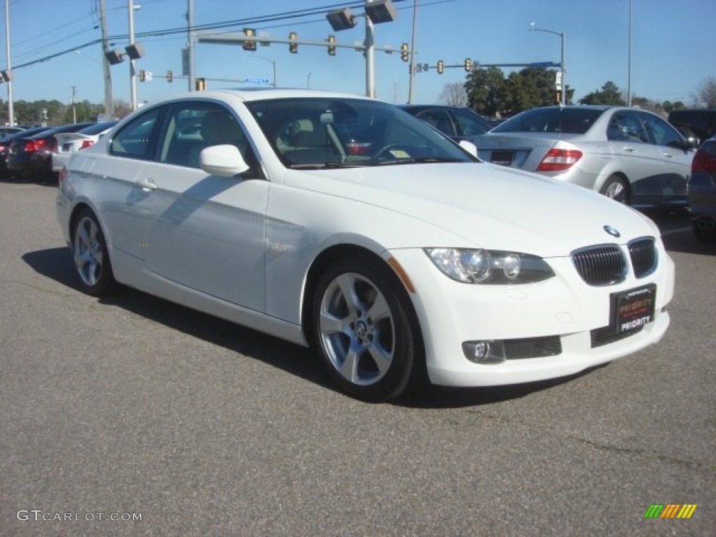 2010 3 Series 328i Coupe - Alpine White / Beige photo #7