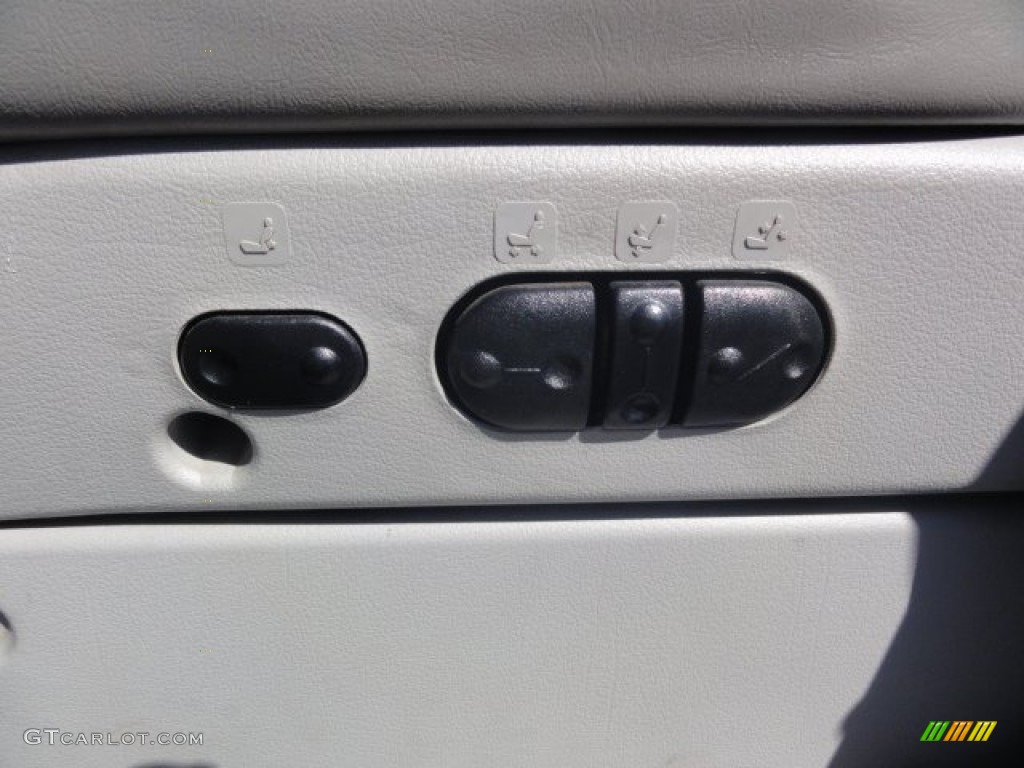 1996 Mercury Villager Nautica Controls Photo #78662968