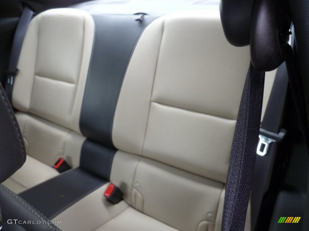 2010 Chevrolet Camaro SS Coupe Rear Seat Photos