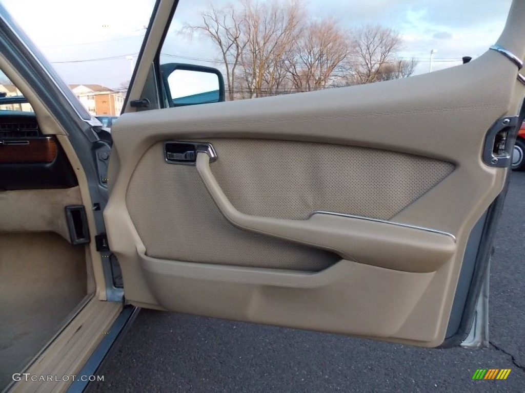 1980 Mercedes-Benz S Class 450 SEL Beige Door Panel Photo #78663541