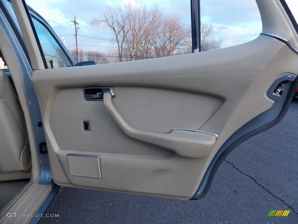 1980 Mercedes-Benz S Class 450 SEL Beige Door Panel Photo #78663629