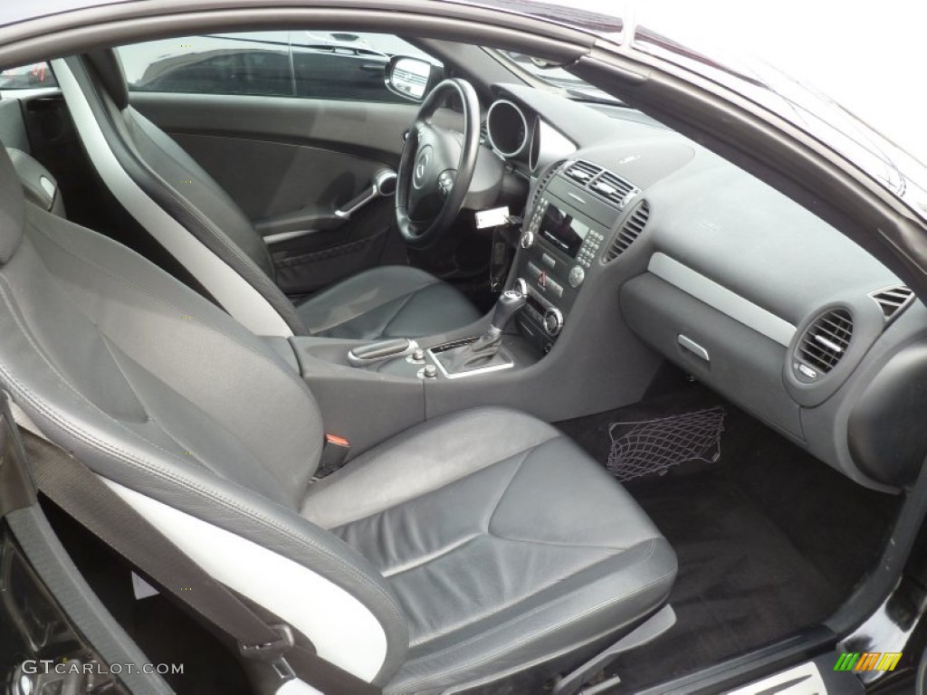 Black Interior 2005 Mercedes-Benz SLK 350 Roadster Photo #78663947