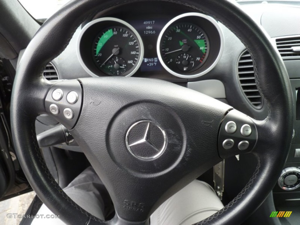 2005 Mercedes-Benz SLK 350 Roadster Black Steering Wheel Photo #78664195