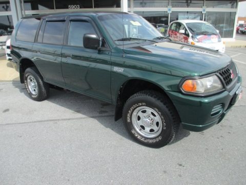 2001 Mitsubishi Montero Sport LS 4x4 Data, Info and Specs