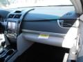Super White - Camry LE Photo No. 18