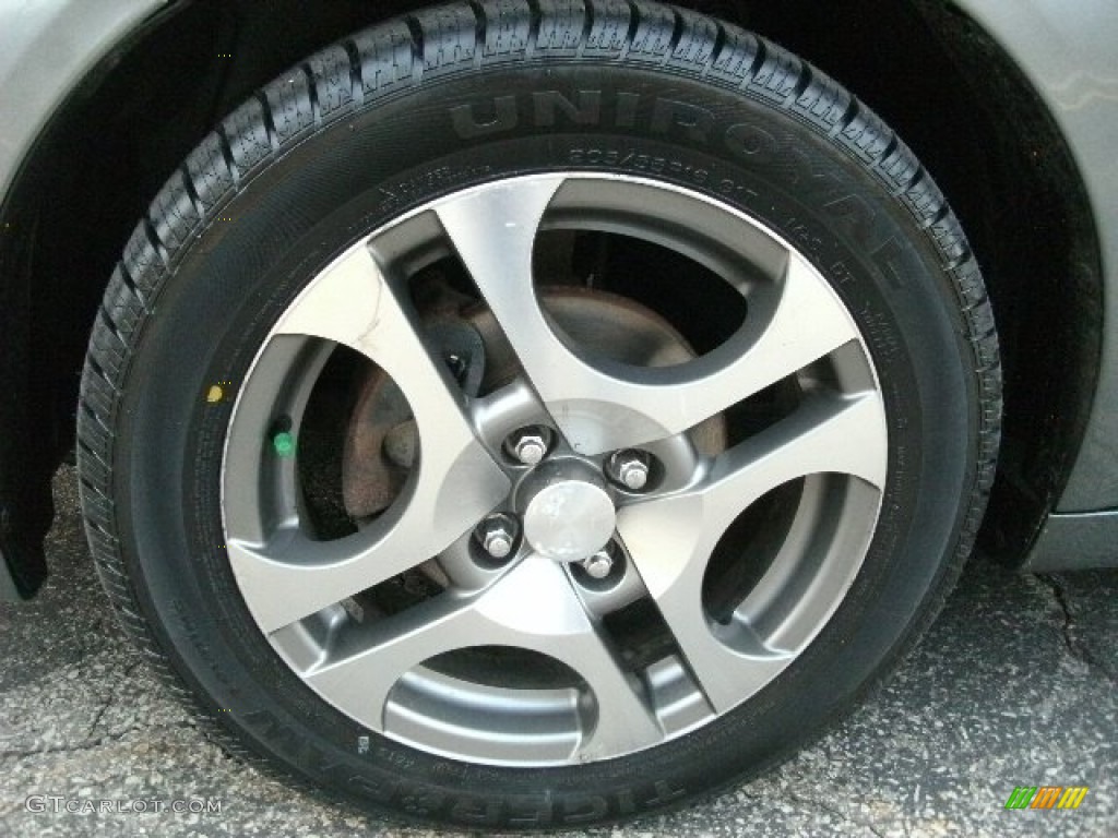 2005 Saturn ION 3 Sedan Wheel Photos