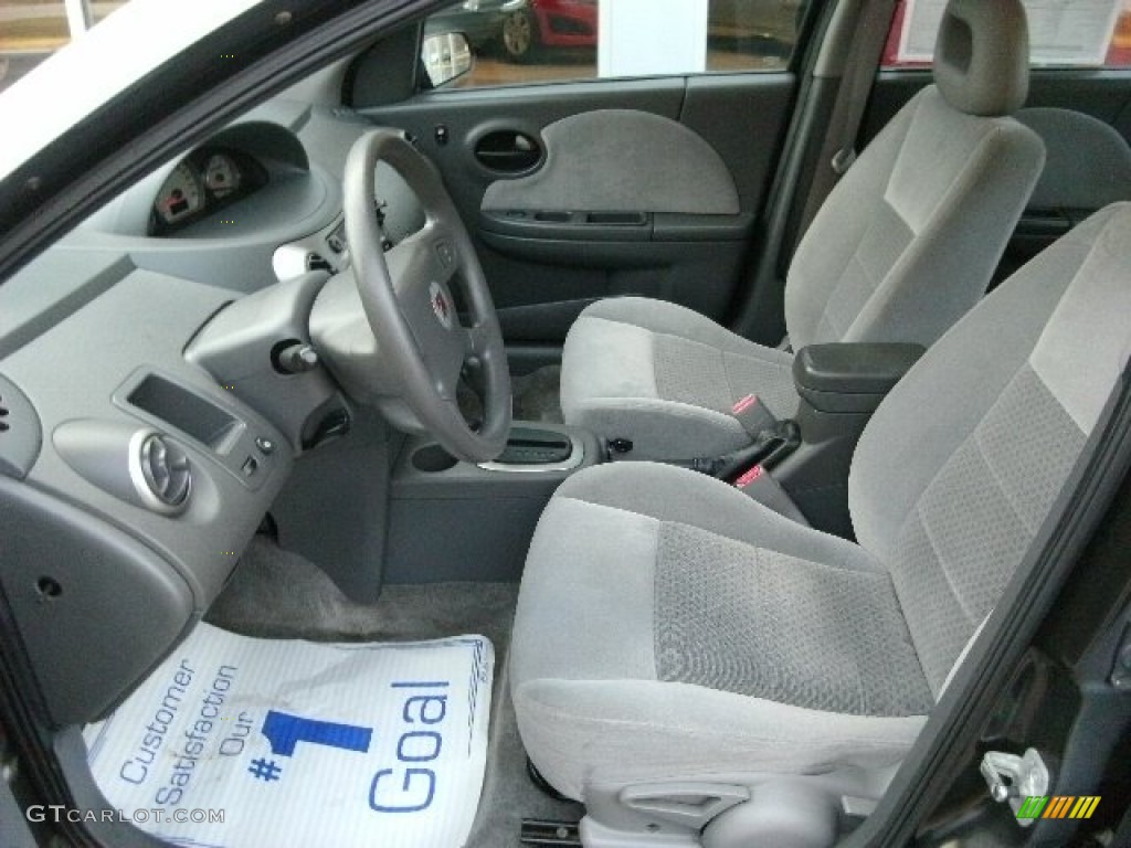 Gray Interior 2005 Saturn ION 3 Sedan Photo #78670099