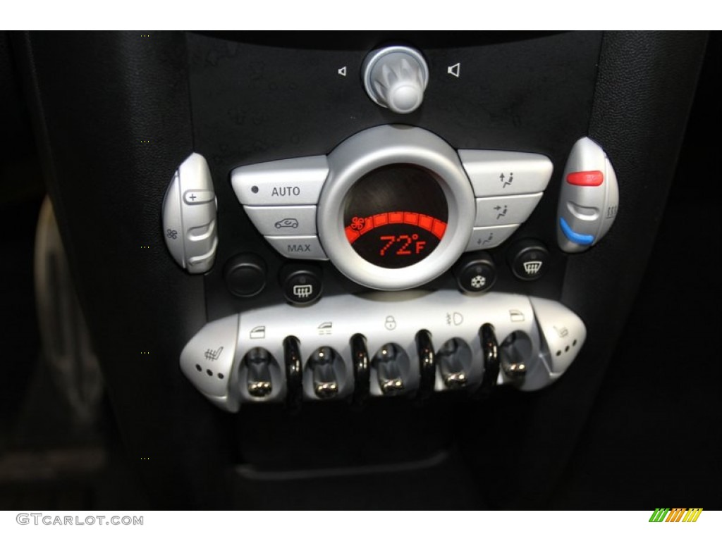 2009 Mini Cooper S Convertible Controls Photo #78671262