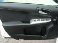 Super White - Camry SE Photo No. 5