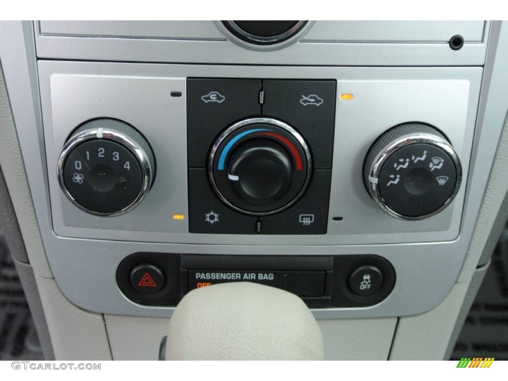 2012 Chevrolet Malibu LS Controls Photo #78674506