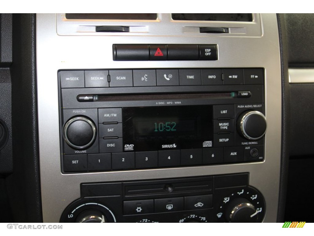 2008 Dodge Charger R/T Audio System Photo #78674668