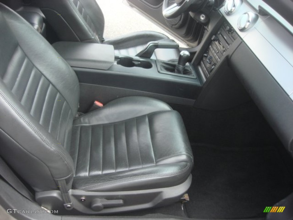 2005 Mustang GT Premium Coupe - Mineral Grey Metallic / Dark Charcoal photo #14