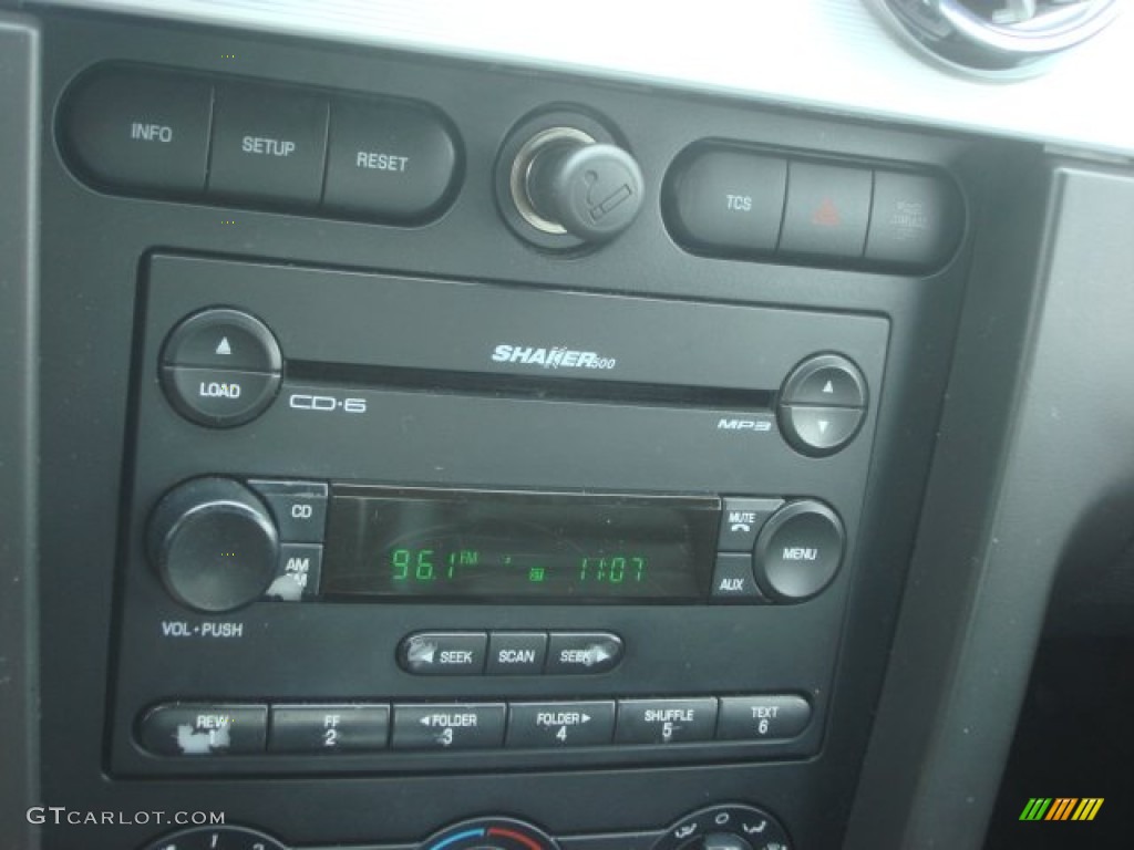 2005 Mustang GT Premium Coupe - Mineral Grey Metallic / Dark Charcoal photo #21