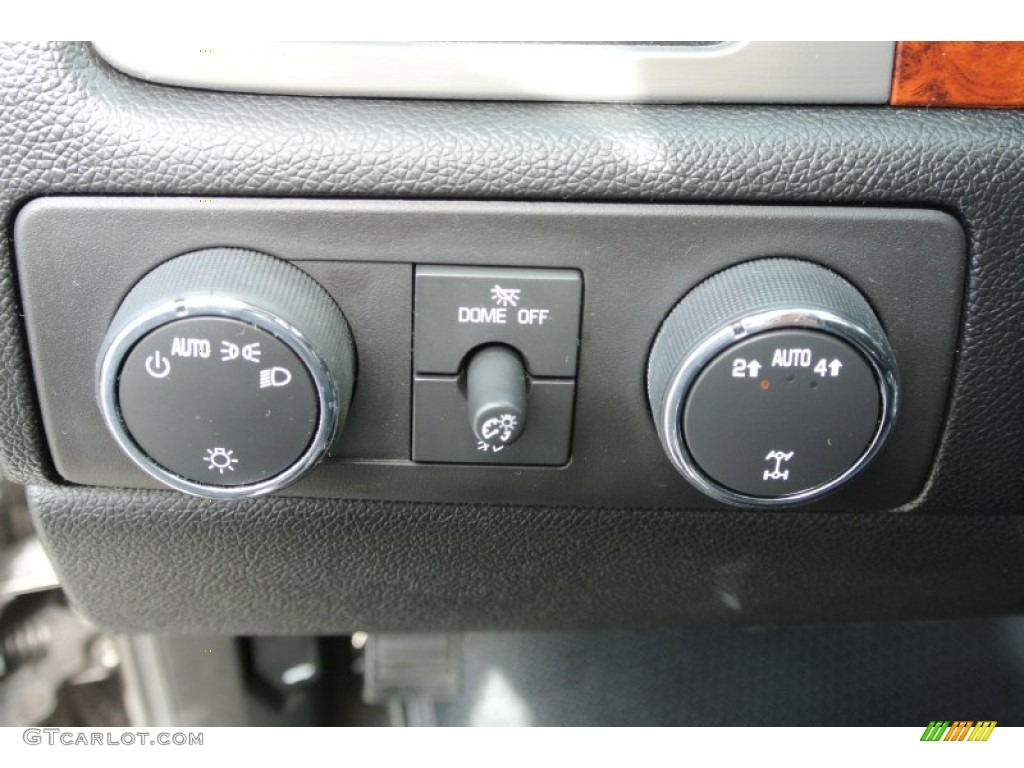 2012 Chevrolet Tahoe LT 4x4 Controls Photo #78676270