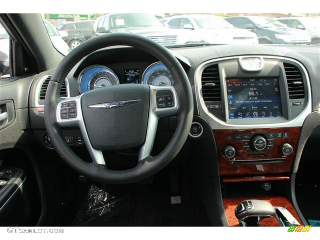 2012 300 Limited - Bright Silver Metallic / Black photo #14