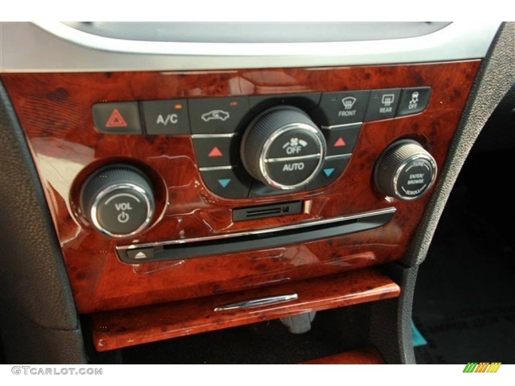 2012 300 Limited - Bright Silver Metallic / Black photo #19