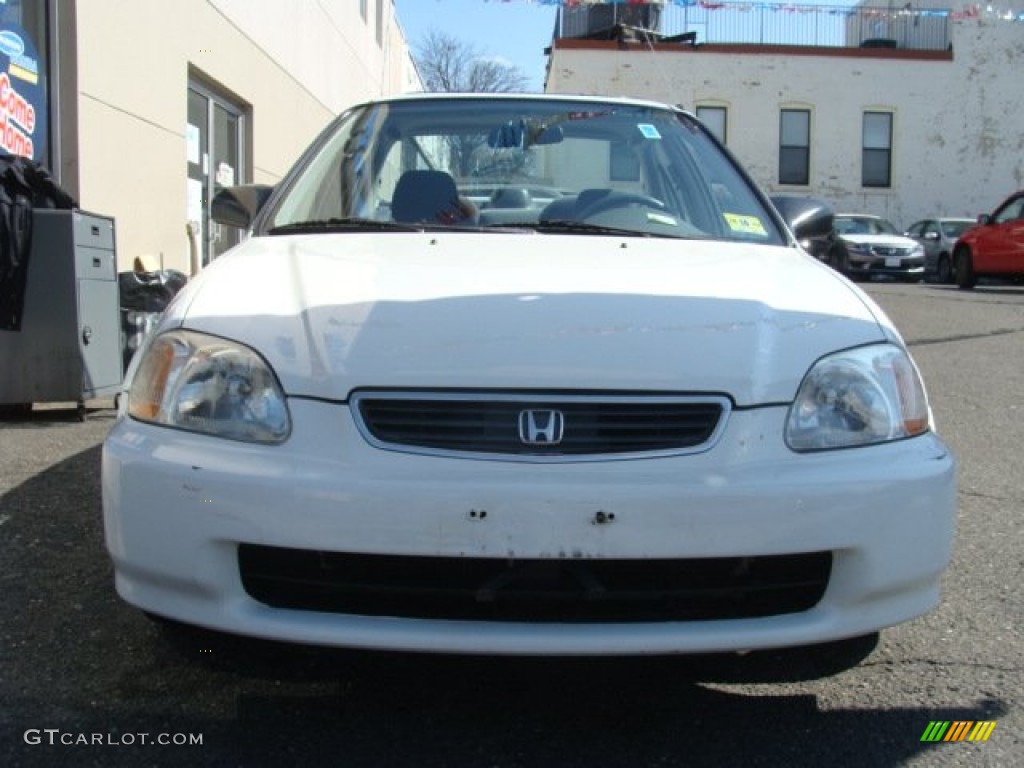 1997 Civic DX Sedan - Frost White / Gray photo #2