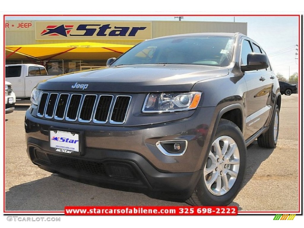 Granite Crystal Metallic Jeep Grand Cherokee