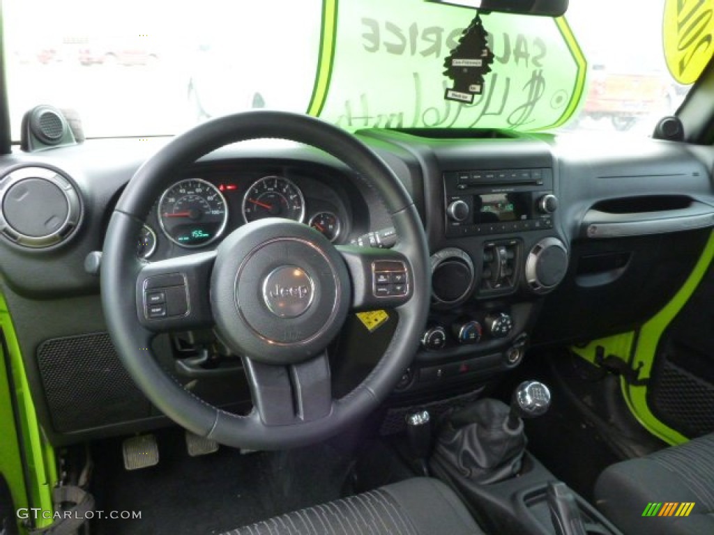 2012 Wrangler Unlimited Sport S 4x4 - Gecko Green / Black photo #12