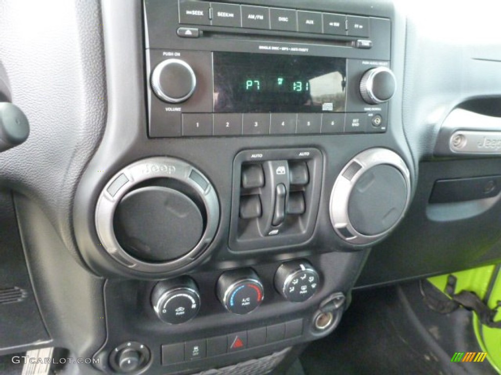 2012 Jeep Wrangler Unlimited Sport S 4x4 Controls Photo #78682208