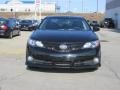 Attitude Black Metallic - Camry SE Photo No. 4