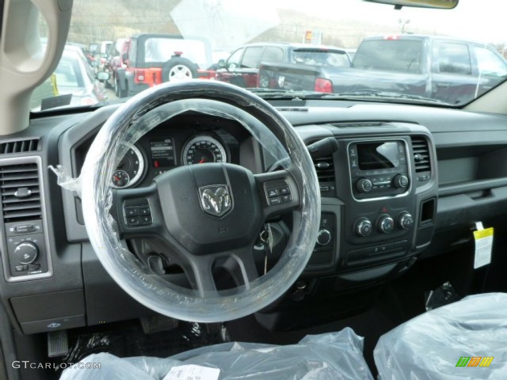 2013 Ram 1500 Express Quad Cab 4x4 Dashboard Photos