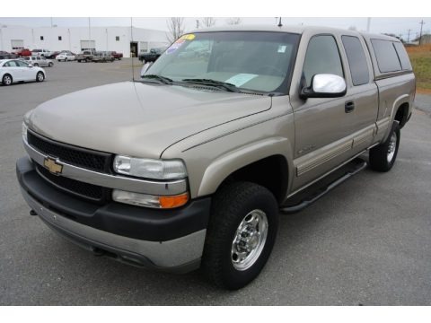 2002 Chevrolet Silverado 2500 LT Extended Cab 4x4 Data, Info and Specs