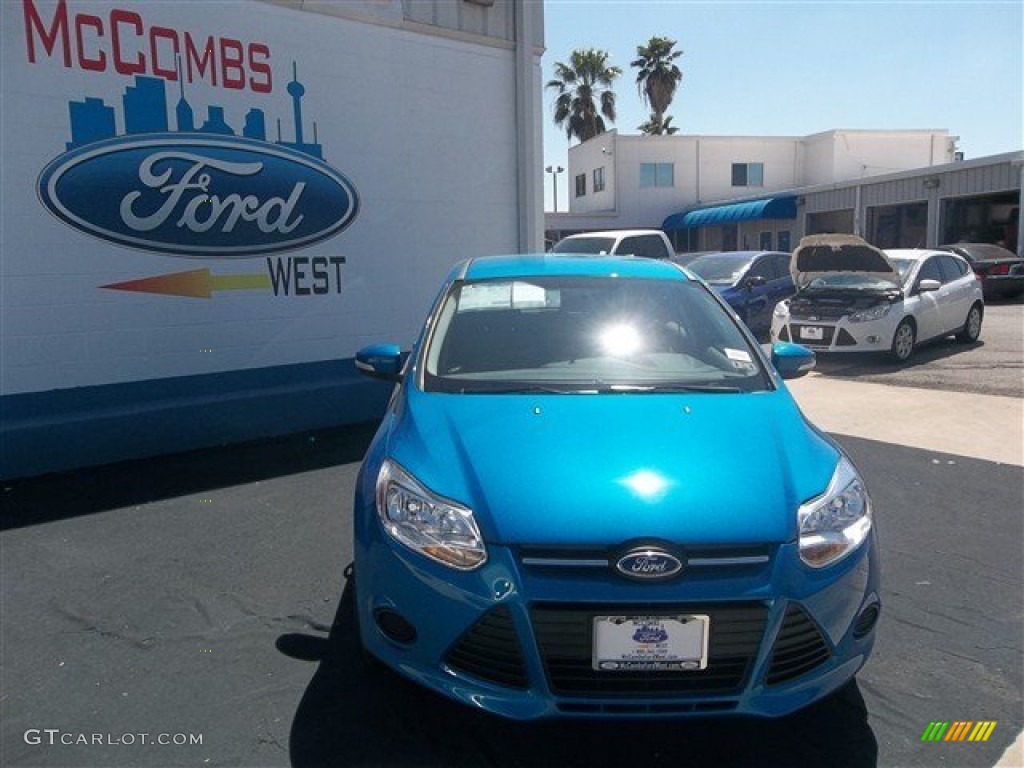 2013 Focus SE Hatchback - Blue Candy / Medium Light Stone photo #1