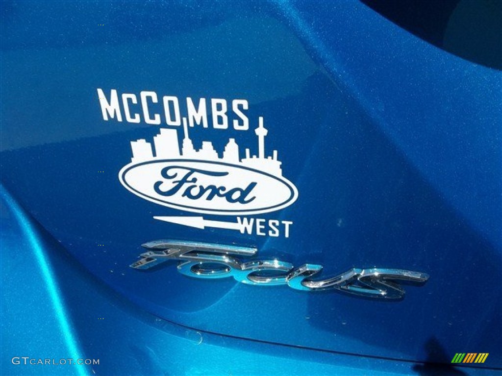 2013 Focus SE Hatchback - Blue Candy / Medium Light Stone photo #5