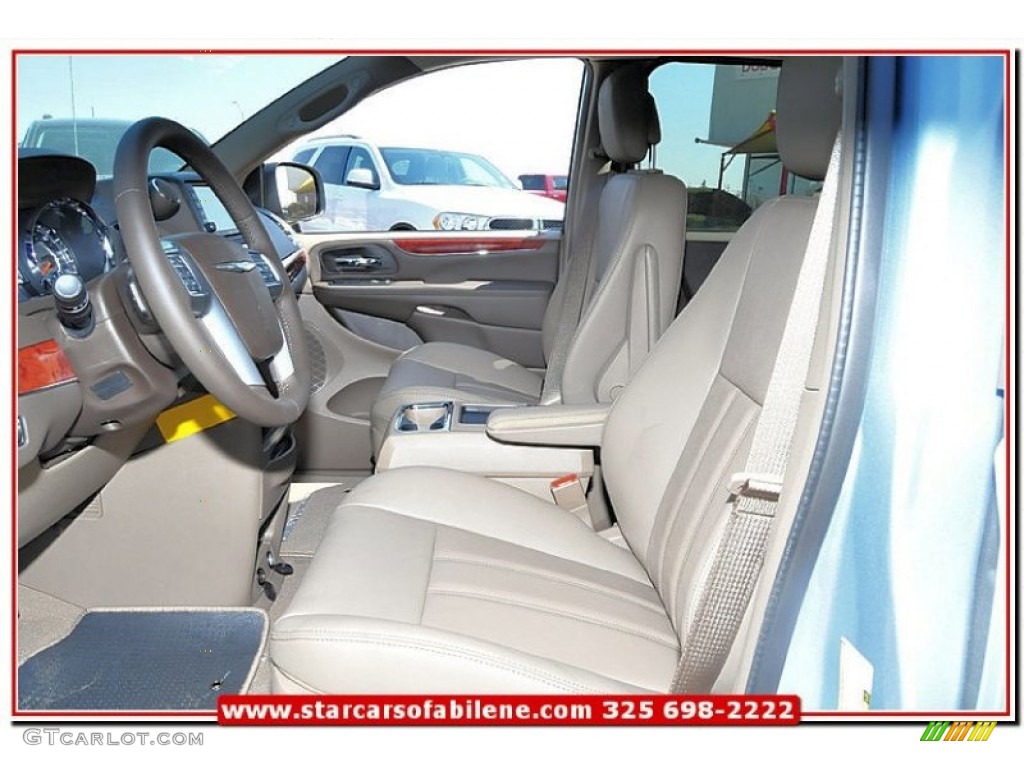 2013 Town & Country Touring - Crystal Blue Pearl / Dark Frost Beige/Medium Frost Beige photo #11