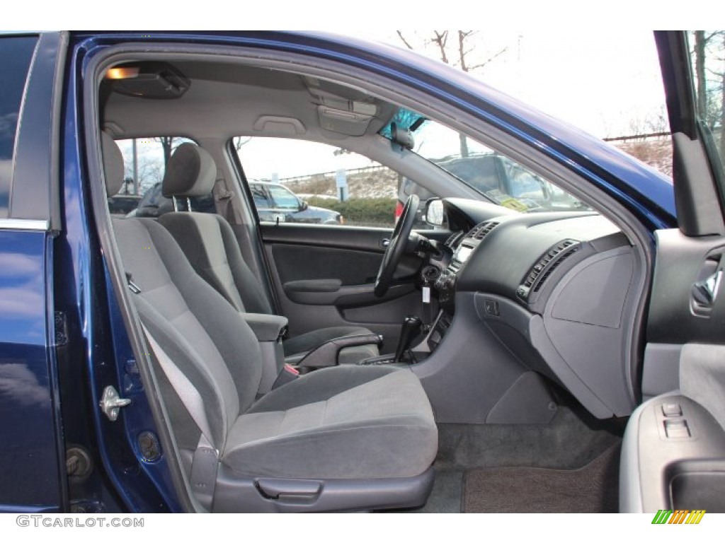 2004 Accord LX Sedan - Eternal Blue Pearl / Gray photo #17