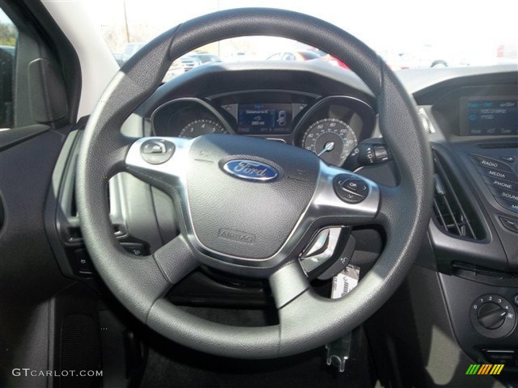 2013 Focus S Sedan - Tuxedo Black / Charcoal Black photo #15