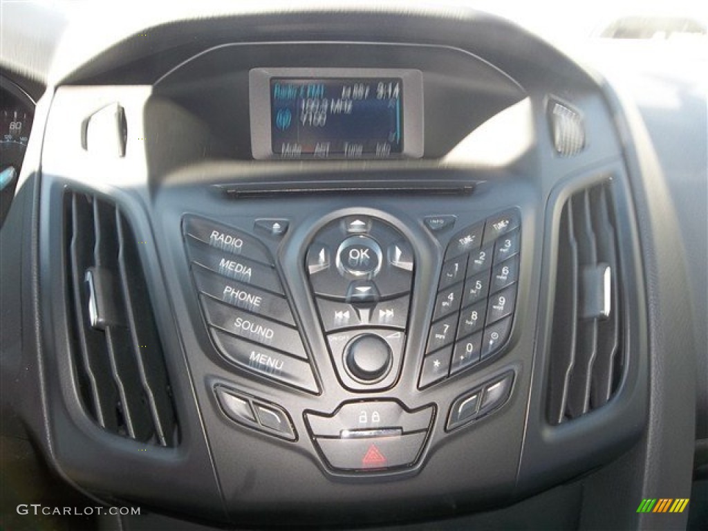 2013 Focus S Sedan - Tuxedo Black / Charcoal Black photo #19