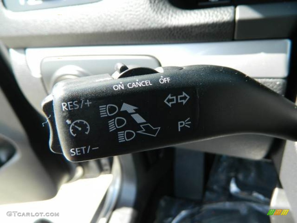 2010 Jetta S Sedan - Platinum Grey Metallic / Titan Black photo #22