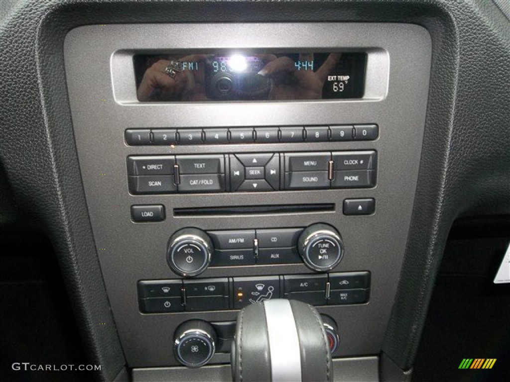 2013 Mustang GT Coupe - Grabber Blue / Charcoal Black photo #39