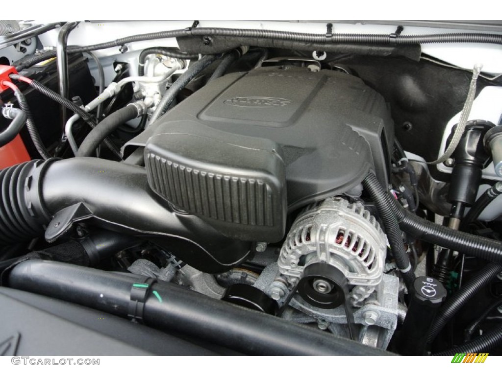 2013 GMC Sierra 2500HD Crew Cab Engine Photos