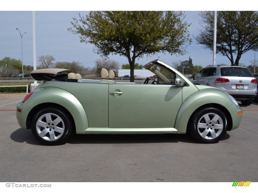 Gecko Green Metallic 2007 Volkswagen New Beetle 2.5 Convertible Exterior Photo #78689960