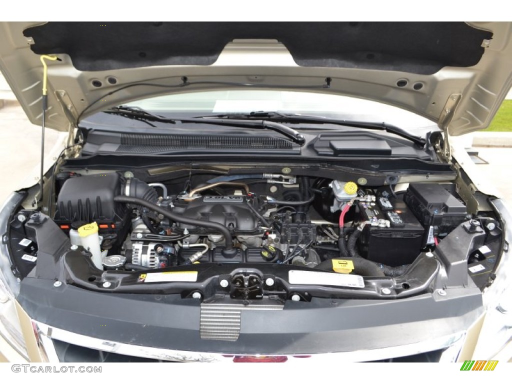 2010 Volkswagen Routan SE 3.8 Liter OHV 12-Valve V6 Engine Photo #78691228
