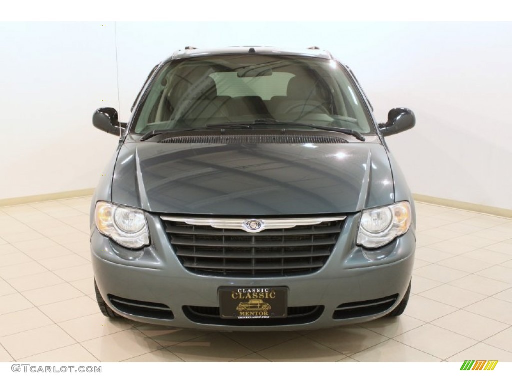 2007 Town & Country LX - Magnesium Pearl / Medium Slate Gray photo #2
