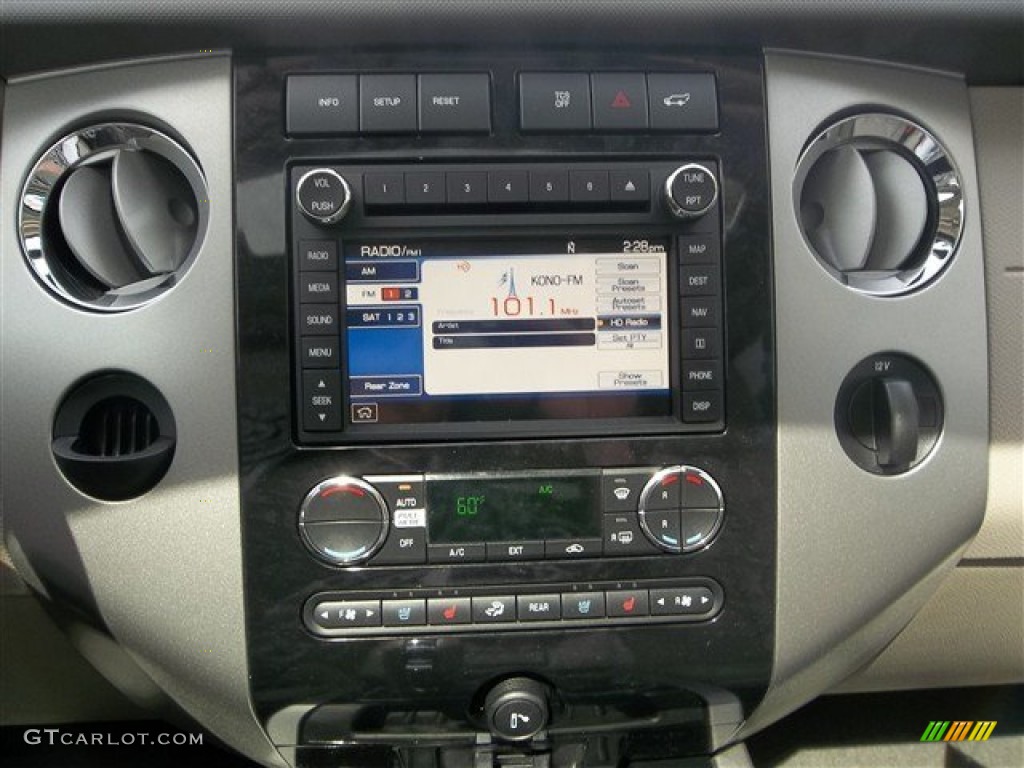 2013 Ford Expedition Limited Controls Photo #78692504