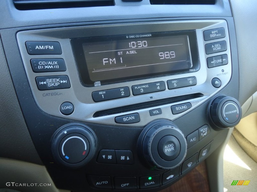 2007 Honda Accord EX-L V6 Sedan Controls Photo #78695815