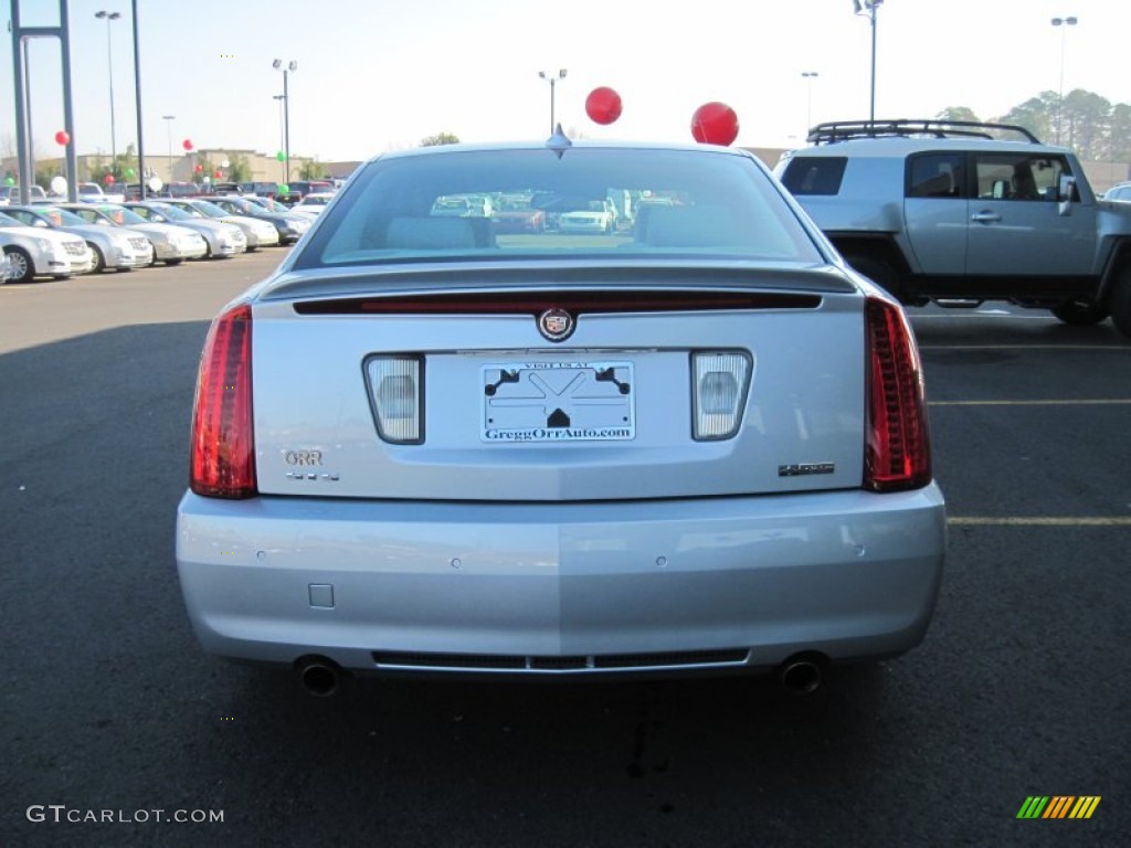 2010 STS V8 - Radiant Silver / Light Gray photo #4