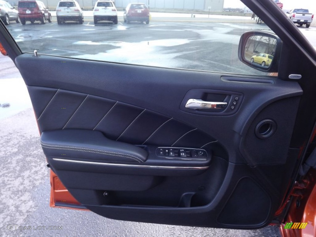 2011 Dodge Charger R/T Plus Black Door Panel Photo #78696514