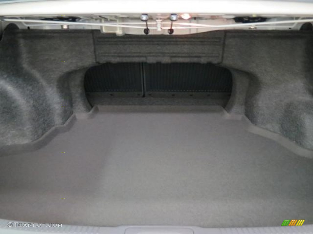 2013 Camry SE - Super White / Black photo #16