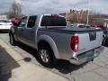 Radiant Silver - Frontier SE Crew Cab 4x4 Photo No. 6