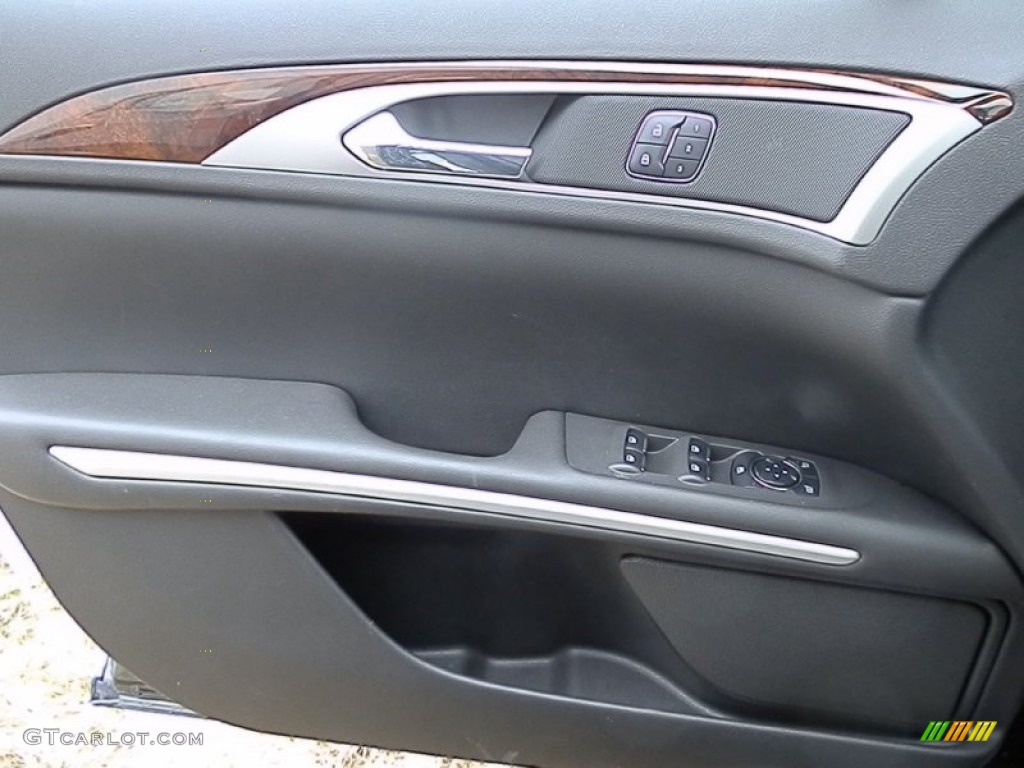 2013 Lincoln MKZ 3.7L V6 AWD Charcoal Black Door Panel Photo #78701842